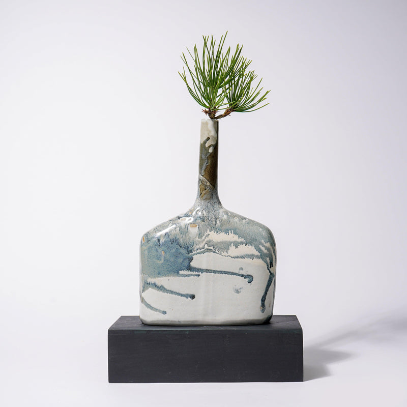 Prana Vase